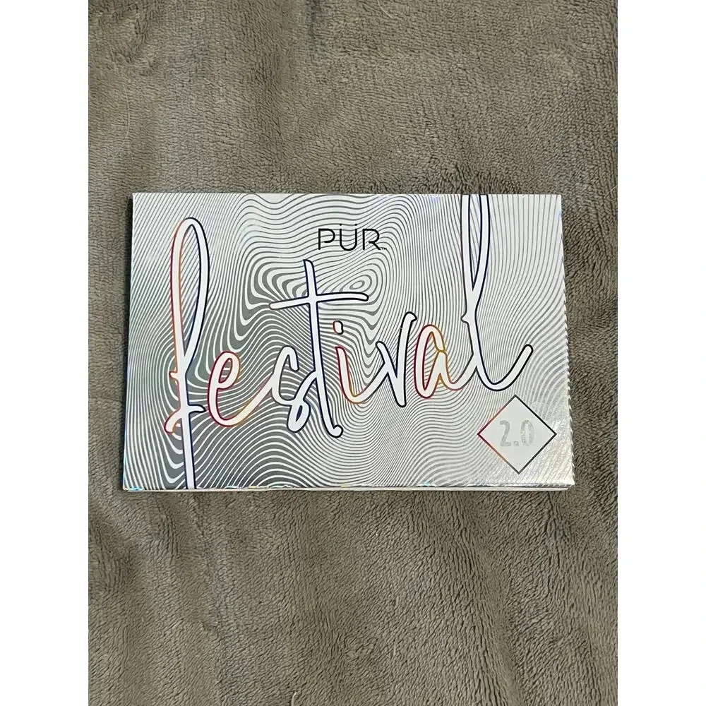 Pur Festival 2.0 12 piece‎ pressed pigments 1 palette